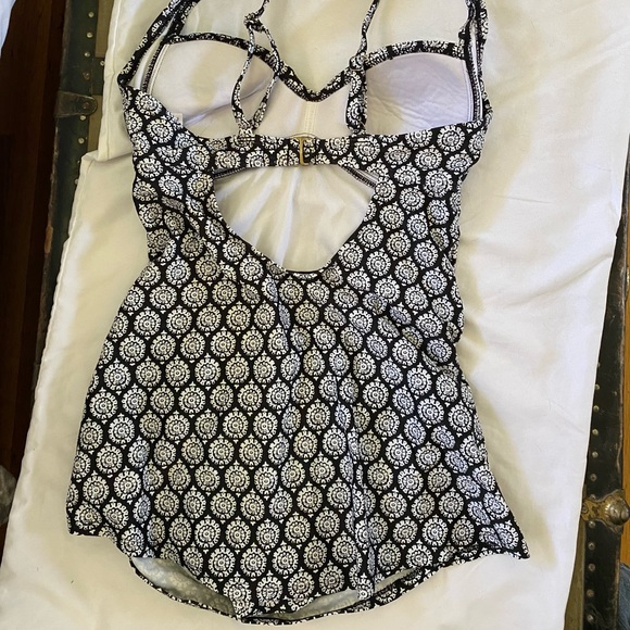 Merona One Piece Swimsuit - Picture 3 of 4